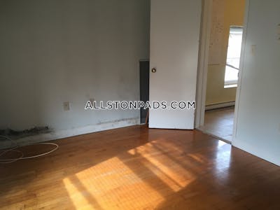 Allston Studio 1 Bath Boston - $1,950 No Fee