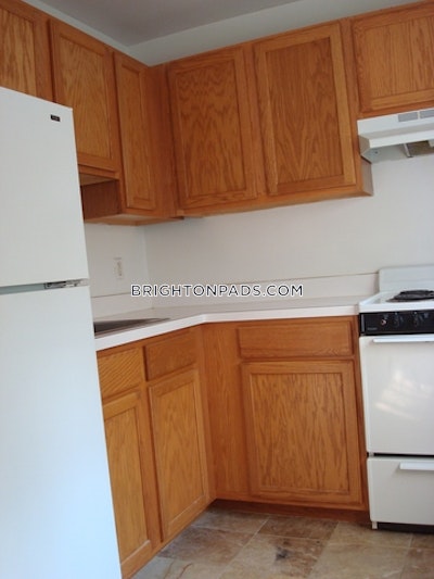 Brighton 1 Bed 1 Bath Boston - $2,760 No Fee