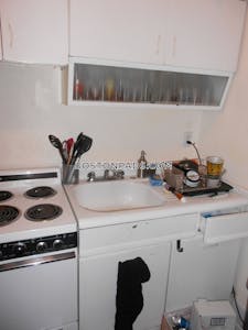 Northeastern/symphony Studio 1 Bath Boston - $2,400