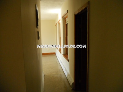 Roxbury Apartment for rent 4 Bedrooms 1 Bath Boston - $3,400