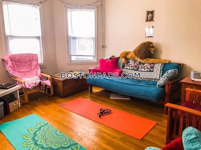 Fort Hill 4 Beds 2 Baths Boston - $4,500