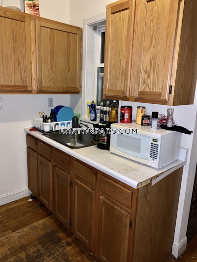 Mission Hill 4 Bed, 1 Bath Unit Boston - $4,500