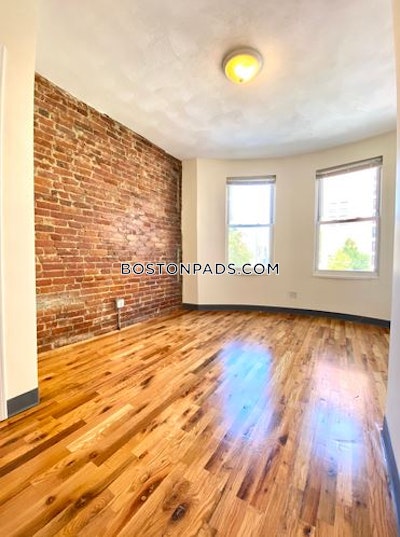 Mission Hill 3 Beds 1 Bath Boston - $4,000