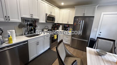 Allston 4 Beds 2 Baths Allston Boston - $5,600