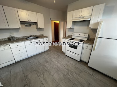 Somerville 2 Beds 1 Bath  Tufts - $3,900