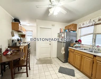 Dorchester 3 Bed, 1 Bath Unit Boston - $3,000