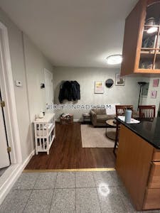 North End 2 Bed, 1 Bath Unit Boston - $3,570