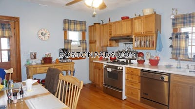 Somerville 5 Bed 2 Bath SOMERVILLE  Porter Square - $6,000
