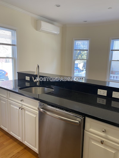 Cambridge 2 Beds 1 Bath  Harvard Square - $4,195 No Fee