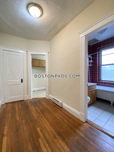 Fenway/kenmore Studio 1 Bath Boston - $2,495 No Fee