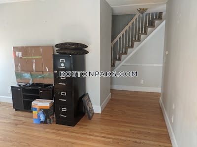 Brighton 3 Beds 2 Baths Boston - $3,500