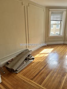 Malden 2 Bed 1 Bath MALDEN $2,450 - $2,450