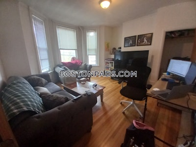 Brighton 3 Beds 1 Bath Boston - $3,300 No Fee