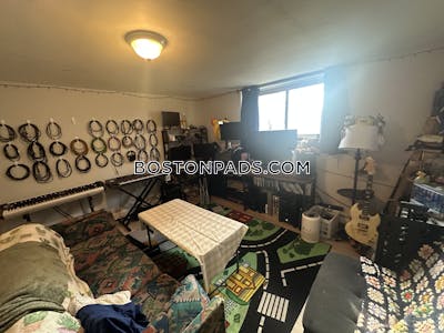 Brighton 2 Bed 1 Bath BOSTON Boston - $2,820 No Fee