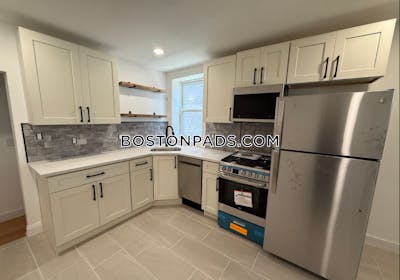 East Boston Renovated 2 bed, 1 bath available now on Chelsea St in East Boston Boston - $2,800 50% Fee