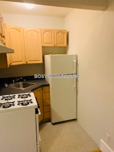 Northeastern/symphony Studio 1 Bath Boston - $2,440
