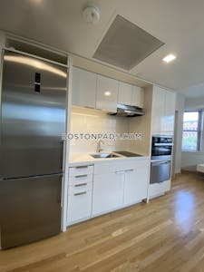 Cambridge 1 Bed 1 Bath CAMBRIDGE  Harvard Square - $3,700 No Fee