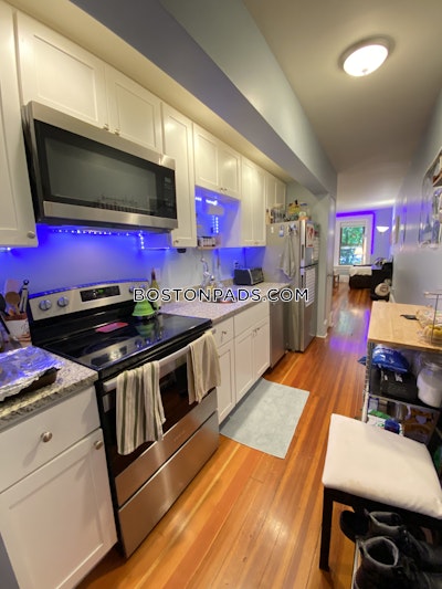 Brookline 2 Beds 1 Bath  Coolidge Corner - $3,400 No Fee