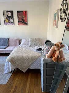 Malden 0 Bed 1 Bath MALDEN $1,650 - $1,725 No Fee