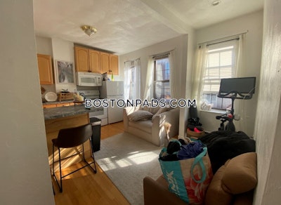 North End 2 Beds 1 Bath Boston - $3,600