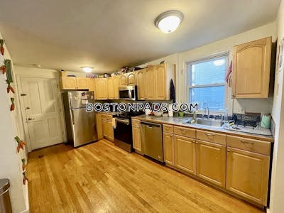 South Boston 3 Beds 2 Baths Boston - $5,000