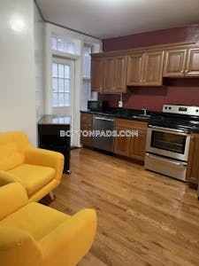 North End 3 Bed, 1 Bath Unit Boston - $3,750 50% Fee