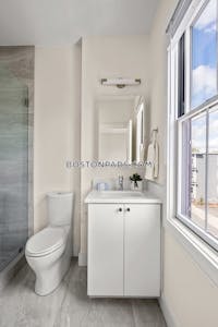 East Boston Renovated 2 Bed 1 bath available NOW on Maverick St in East Boston! Boston - $4,650 No Fee