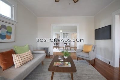Medford 3 Bed 1 Bath MEDFORD  Tufts - $3,400 No Fee