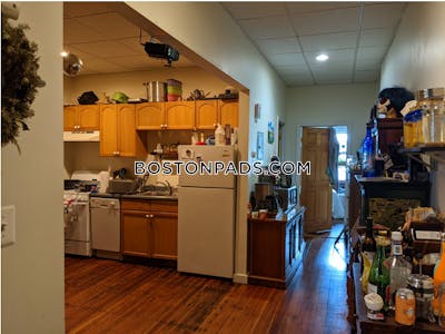 Somerville Wonderful 2.5BD/1.5BA Union Square Apartment  Union Square - $2,850