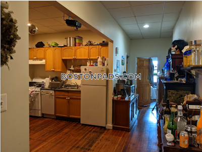 Somerville Wonderful 2.5BD/1.5BA Union Square Apartment  Union Square - $2,850