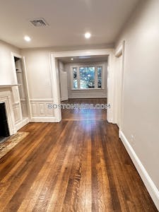 Brookline 3 Bed 1 Bath BROOKLINE  Beaconsfield - $4,595