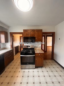 Dorchester Spacious 4 bed 2 bath available NOW on Gallivan Blvd in Dorchester!  Boston - $3,900 No Fee