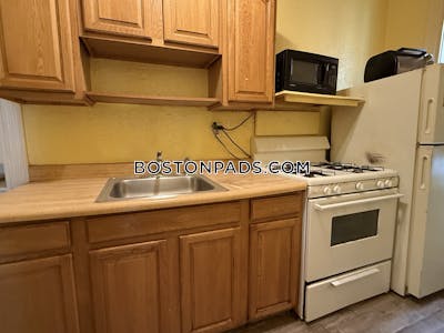 Allston 1 Bed 1 Bath Boston - $2,000 No Fee