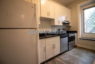 Brookline 2BD/2.5BA Brookline Brownstone  Beaconsfield - $3,995 No Fee