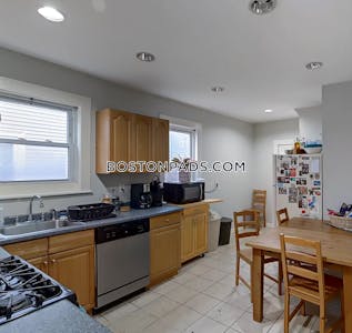 Medford 3 Bed 1 Bath MEDFORD  Tufts - $4,275 No Fee