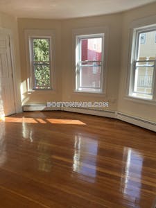 Dorchester 3 Beds 1 Bath Boston - $3,200