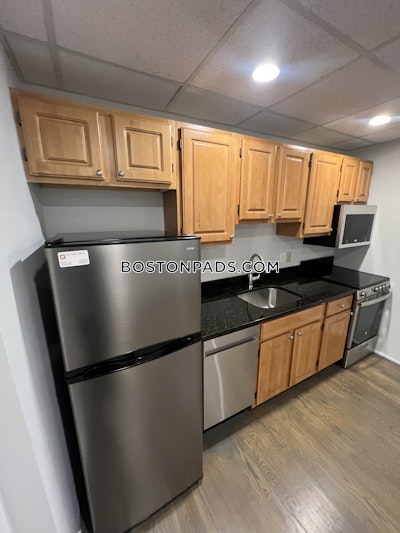 Fenway/kenmore 2 Bed 1 Bath BOSTON Boston - $3,600 No Fee