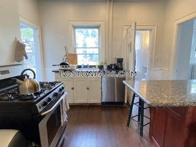 Somerville 5 Beds Tufts  Tufts - $7,000