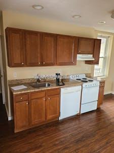 North End 3 Beds 1 Bath Boston - $4,170