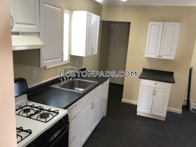 Somerville 3 Bed, 1 Bath Unit  East Somerville - $2,995 No Fee