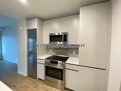 Seaport/waterfront Beautiful 1 bed 1 bath available NOW on Seaport Blvd in Boston!  Boston - $4,332