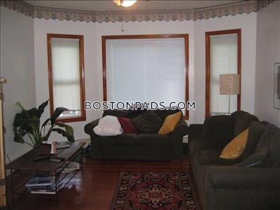 Somerville 2 Beds 1 Bath  Davis Square - $3,200