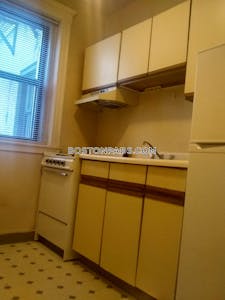 Fenway/kenmore Studio 1 Bath Boston - $2,200 No Fee