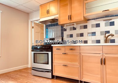 Dorchester/south Boston Border 2 Bed, 1 Bath Unit Boston - $2,400