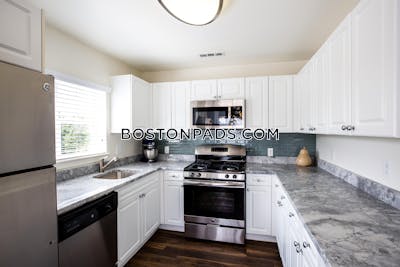 Saugus Apartment for rent 2 Bedrooms 2 Baths - $3,114 75% Fee