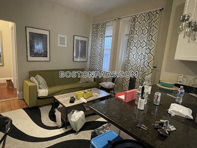 North End 2 Bed, 1 Bath Unit Boston - $3,295