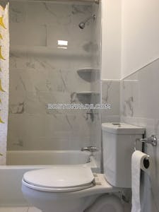 West Roxbury Apartment for rent 3 Bedrooms 1.5 Baths Boston - $3,300