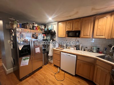 East Boston Apartment for rent 1 Bedroom 1 Bath Boston - $2,700 50% Fee