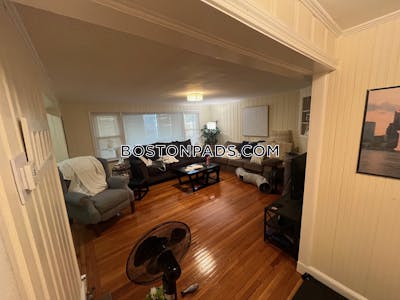 Somerville 2 Beds 1 Bath  Winter Hill - $3,300