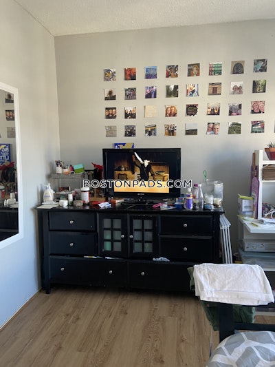 Allston Apartment for rent 3 Bedrooms 1 Bath Boston - $3,200 50% Fee